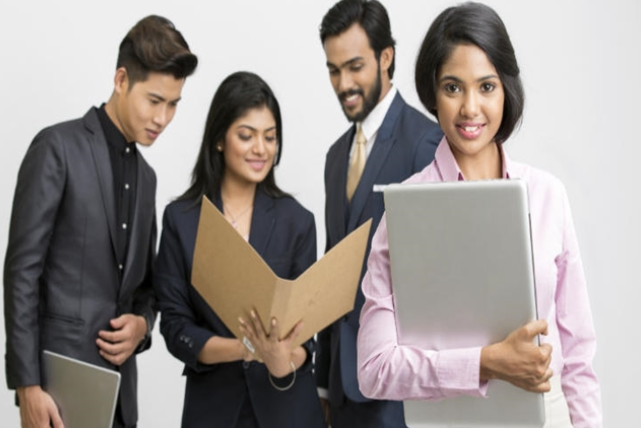 8 Tips To Excel In The New Age Job Market